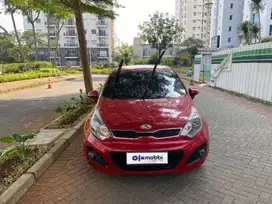 TDP 5jt Kia Rio 1.4 Bensin-MT 2014 Putih CAECD
