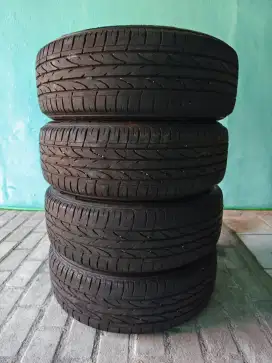 Ban 215/60 R17 4pcs