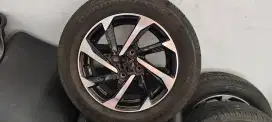 Velg Sigra dan ban Sigra 2023