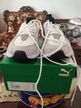 Puma Gress baru 44,45 warna putih kombinasi