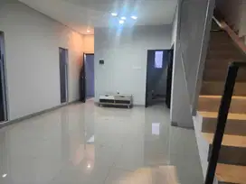 Dijual Hunian 2 Lantai Mewah & Terawat Siap Huni di Setiabudi Bandung