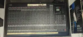 Mixer Yamaha MGP32X 32 Channel
