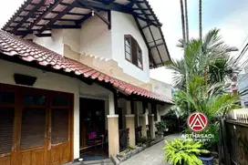 Pejaten Timur - Pasar Minggu, Dijual Cepat Rumah Mewah 2 Lantai