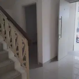 Disewa Rumah Cluster SOUTH THAMES