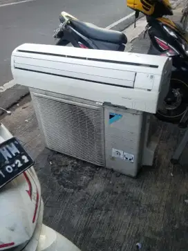 AC Daikin thailan 2pk