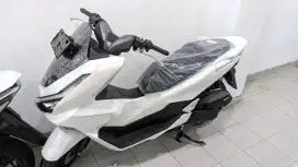 HONDA PCX 160 CBS PUTIH