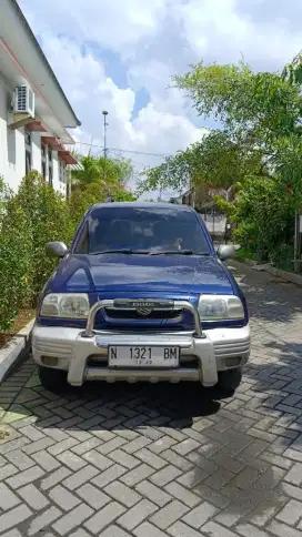 Suzuki Escudo 2005 Bensin