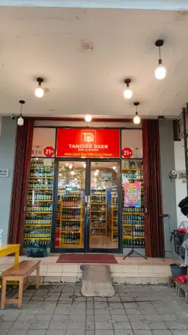 DIBUTUHKAN CEPAT KARYAWAN DAN KARYWATI UNTUK TOKO MINUMAN