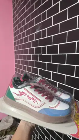 Aerostreets x Hotwheels