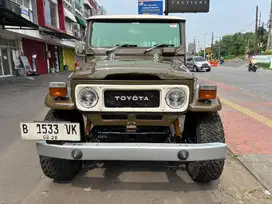 TOYOTA HARDTOP FJ40 TAHUN 1981 ISTIMEWA