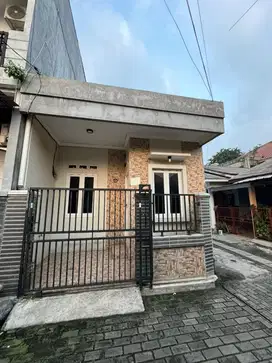 Disewakan rumah kontrakan di Jatiwaringin Pondok Gede