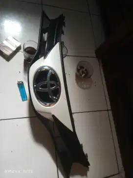 Gril Toyota Yaris 2021