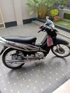 Honda kharisma 2005