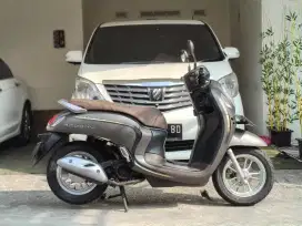 Scoopy prestige tahun 2023 low km 17rb/tt boleh gan cash lebih bagus