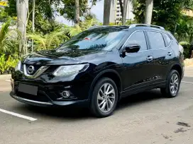 Nissan Xtrail 2.5 At. Tahun 2015. Hitam. Perfect cond