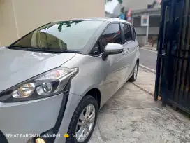 Toyota Sienta G AT 2016
