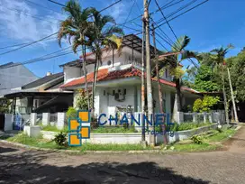 JUAL RUMAH HOEK NUSALOKA BSD TANGSEL