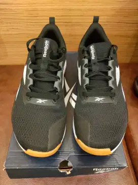 Sepatu Reebok Nanoflex TR 2