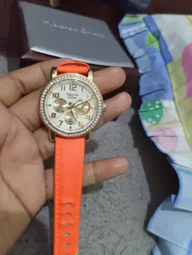 Jam tangan wanita Alexandre christie