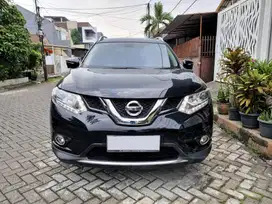 Nissan X-Trail 2.0 CVT Matic TH 2019 / 2018 Warna Hitam Metalik Xtrail