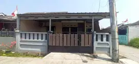Dijual/Over Kredit 2 Rumah hook digabung di Griya Indah Cikampek