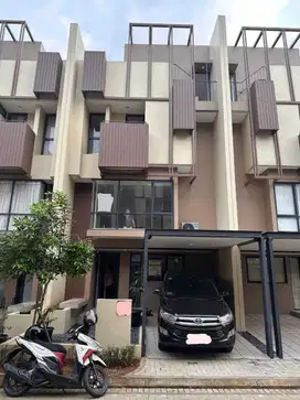 Disewakan Rumah 3 lantai TABEBUYA - IMPRESSAHAUS