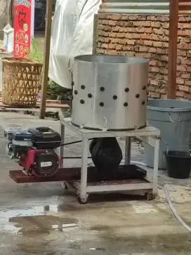 Mesin bubut ayam