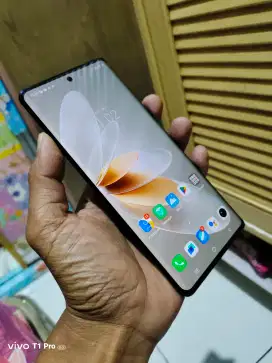 Vivo v27 5G ram 8/256 gb
