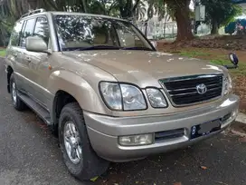 Toyota Cygnus 2001