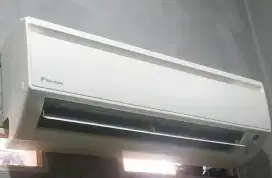 AC DAIKIN 1/2 PK (R32) Malaysia LowWatt Dingin Sekali Normal & Bagus