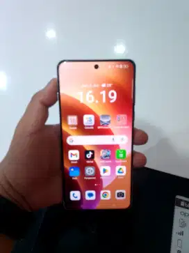 KREDIT HP OPPO FIND X8 PRO SEGAMPANG ITU HANYA DI HOME KREDIT BUNGA 0%