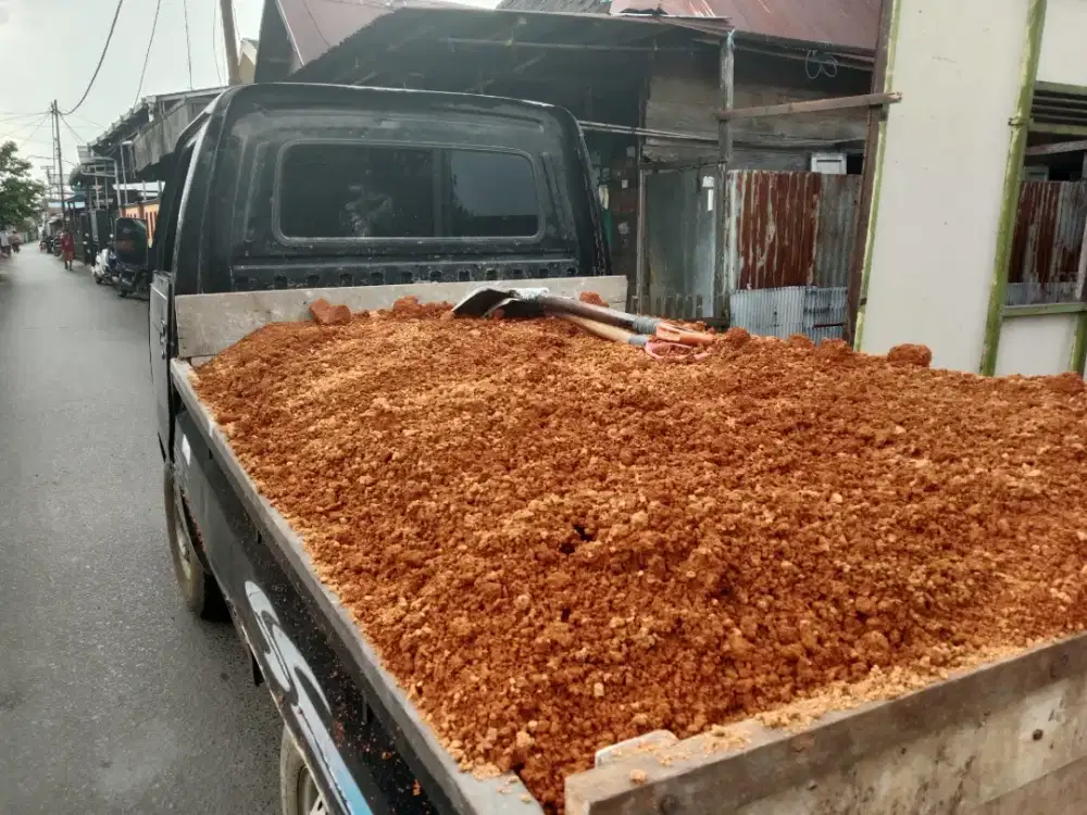 -tanah uruk, batu seplit, pasir
