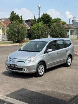 KM 76.000!! Grand Livina XV Facelift 2011 MT