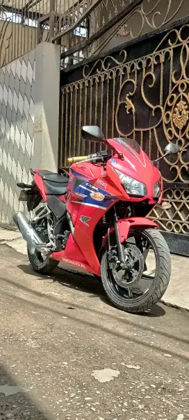 Cbr150 tahun 2015 plat f