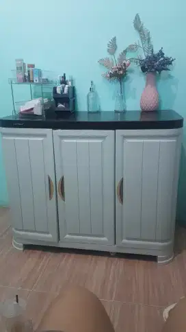 Jual lemari Napoly minimalis terbaru