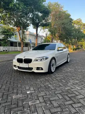 BMW F10 520i 2015 LCI Full Mods