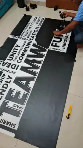 Cutting sticker tulisan motivasi dinding stiker kantor perusahaan