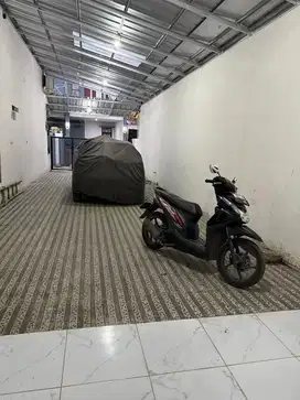 DIJUAL CEPAT RUMAH GARASI LUAS BISA 3 MOBIL (BISA NEGO)