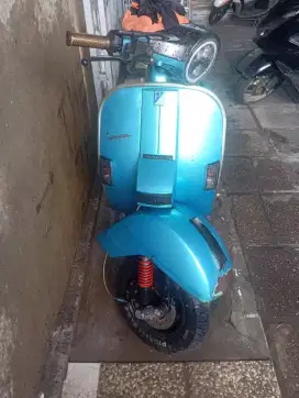Dijual vespa PX 150 excel