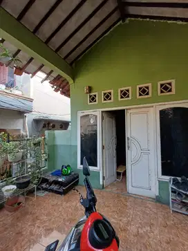 Rumah secondary di depok baru