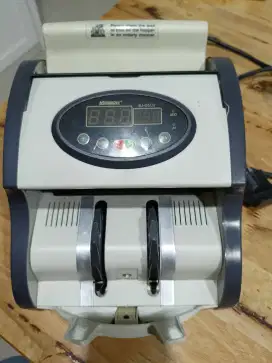 Mesin hitung uang Krisbow BJ-05UV
