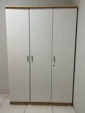 lemari pakaian bekasi
