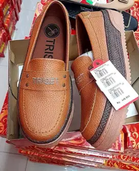 Sepatu wanita like new merk TRISET
