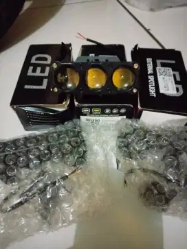 Lampu motor led