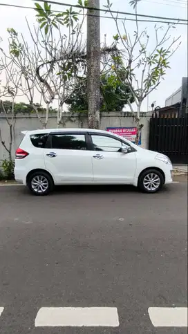 Ertiga 2013 automatic km 70Rb