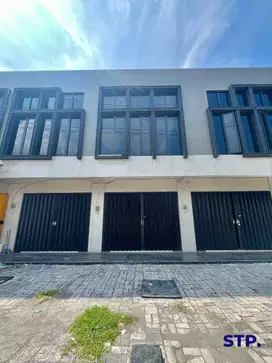 Ruko baru 2 lantai di raya Ploso Baru