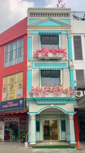 RUKO THE PARISIAN BINTARO-BANGUNAN 3 LANTAI+ROOFTOP