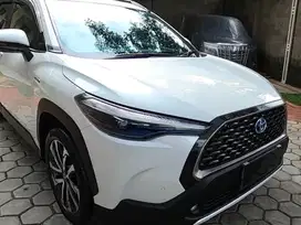 Toyota Corolla Cross Hybrid 2022 Putih Low KM