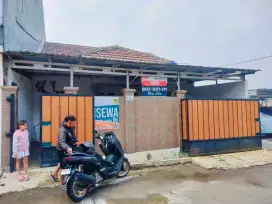 Disewakan rumah didaerah Taman Cibaduyut Indah tipe 70 (120/70)