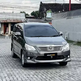 (DP 35JT) Innova 2.0 V Luxury Captain Seat AT 2011